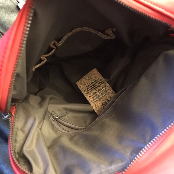 SOLD - Picture 4 of 7